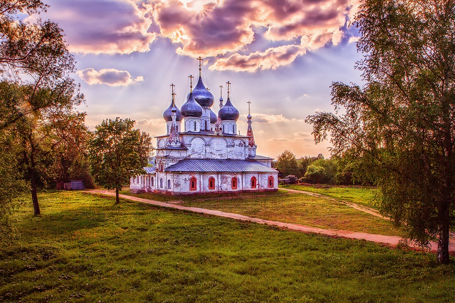 Крестовоздвиженский собор город Тутаев